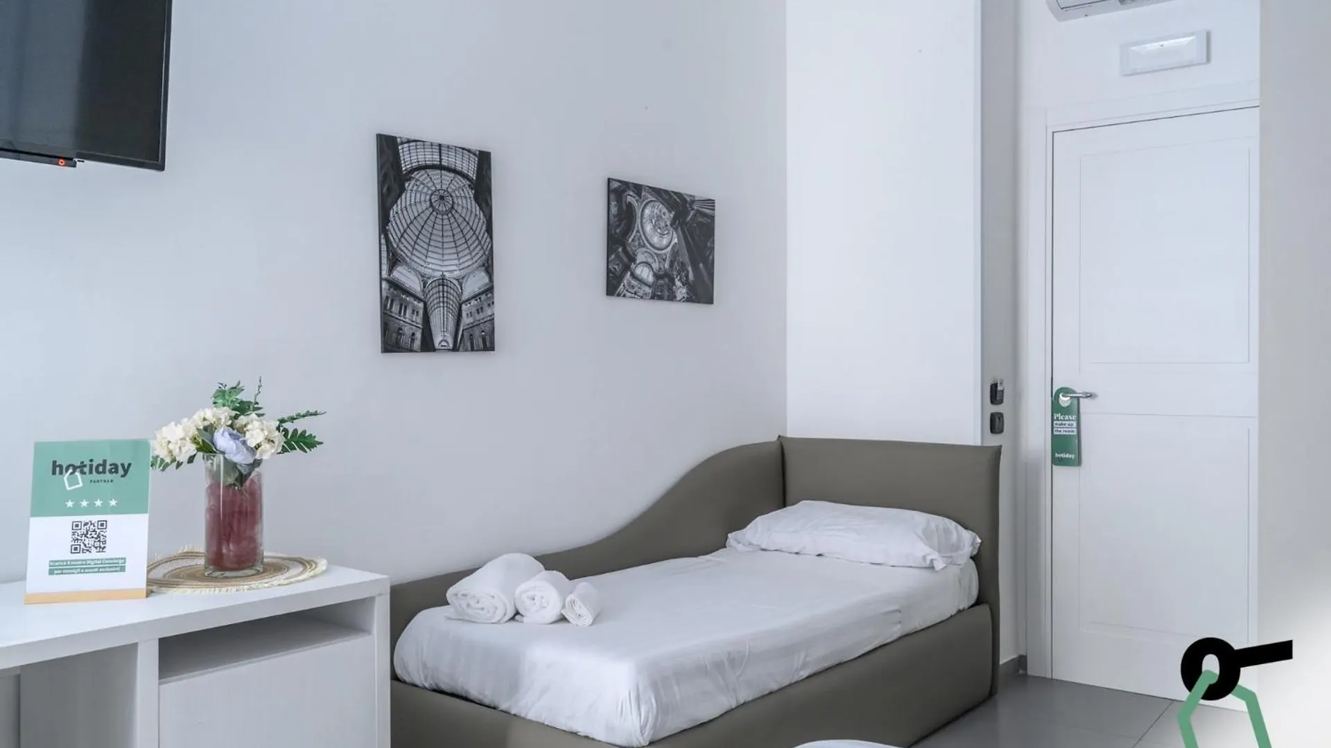 Aparthotel Hotiday Room Collection - Napoli Duomo
