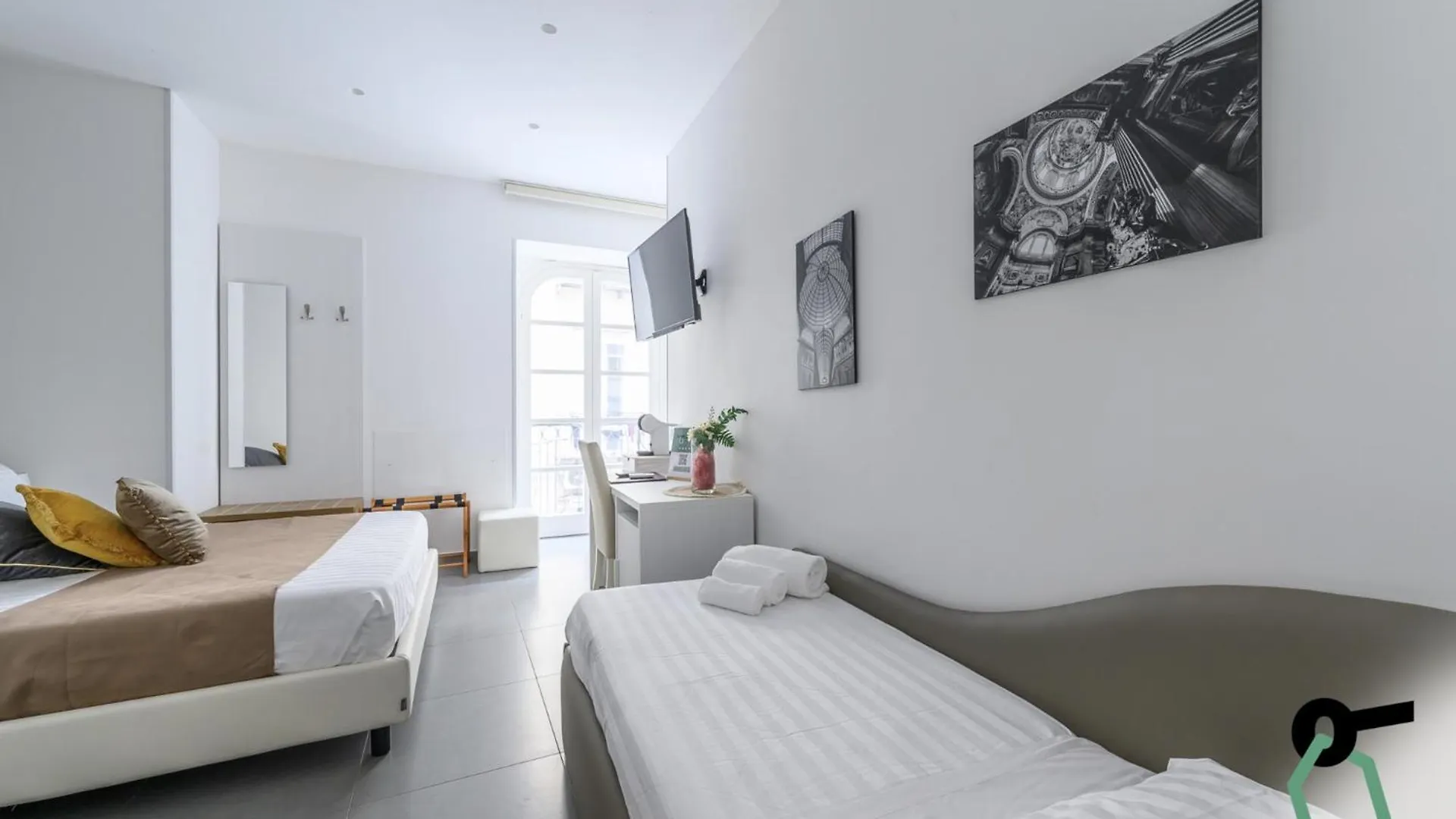 Hotiday Room Collection - Napoli Duomo Naples