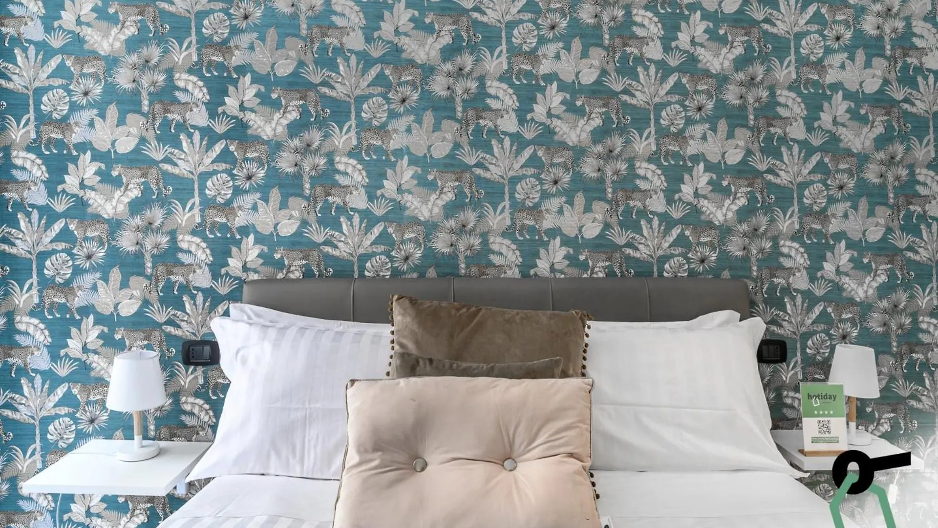 Aparthotel Hotiday Room Collection - Napoli Duomo