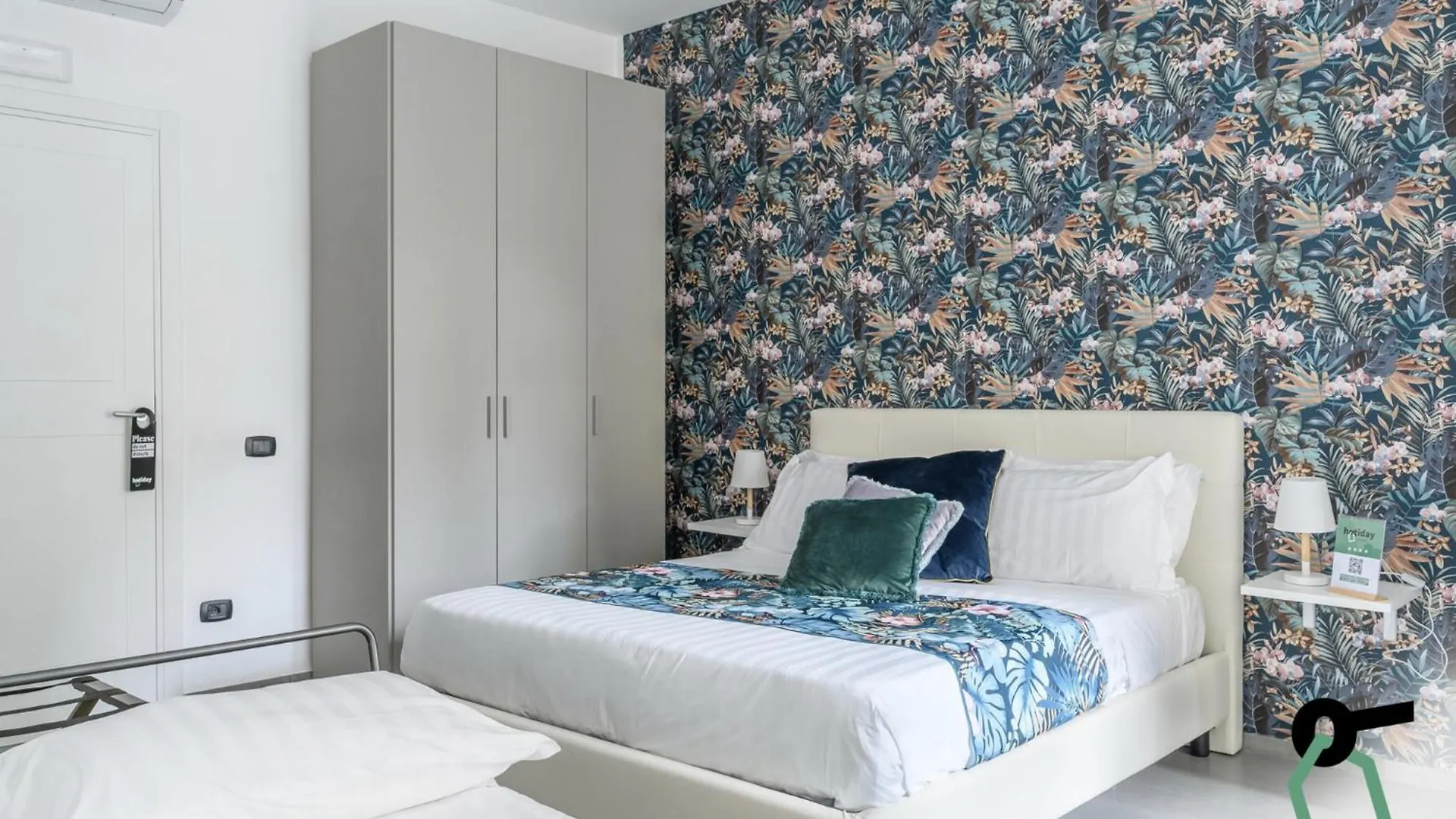Hotiday Room Collection - Napoli Duomo 0*, Naples