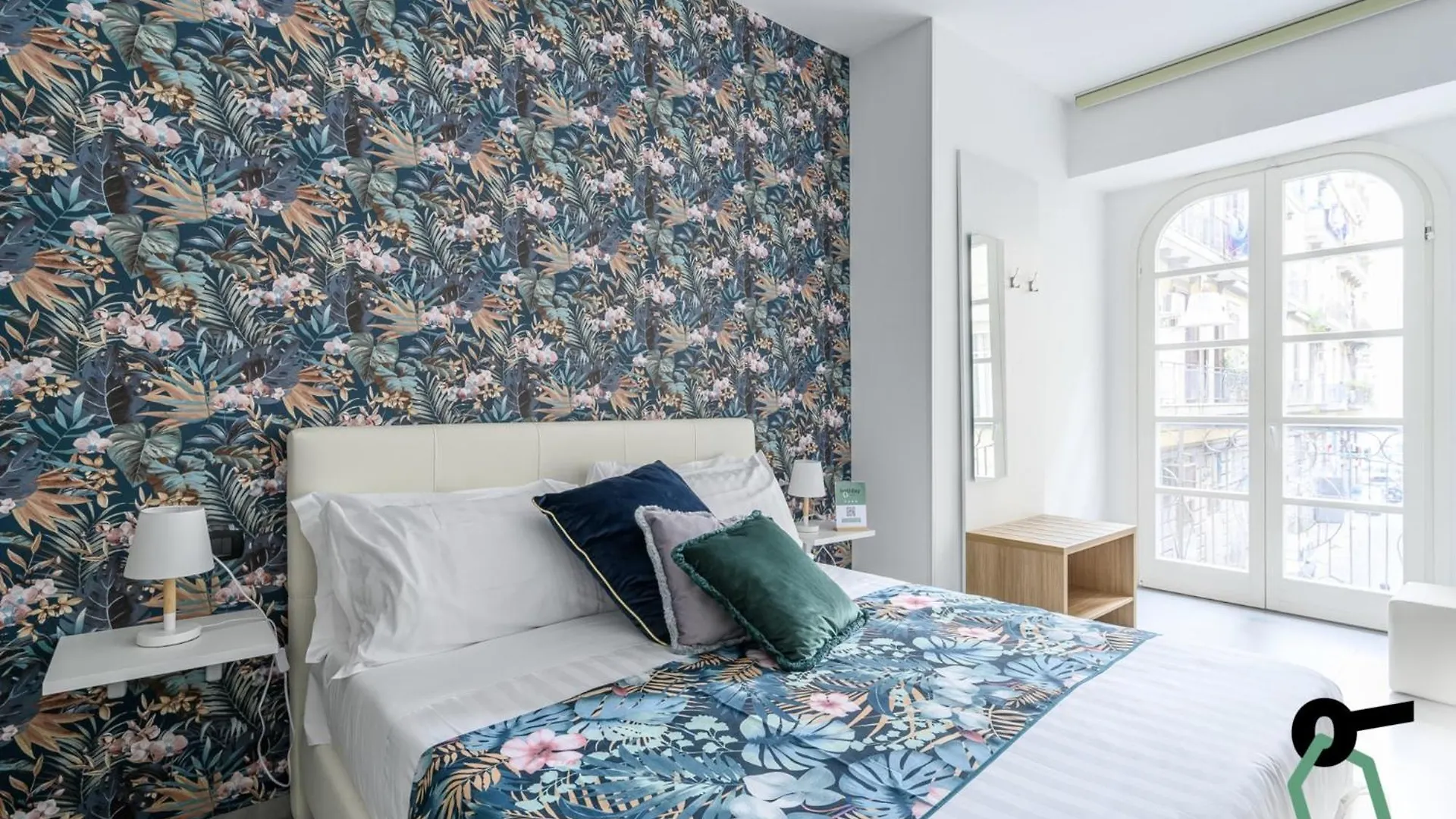 Hotiday Room Collection - Napoli Duomo Italy