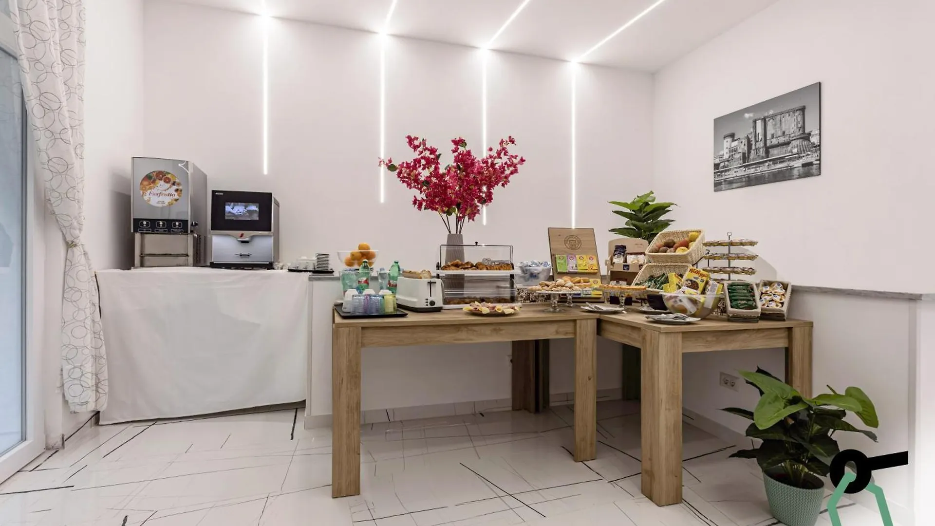 Hotiday Room Collection - Napoli Duomo 0*, Naples