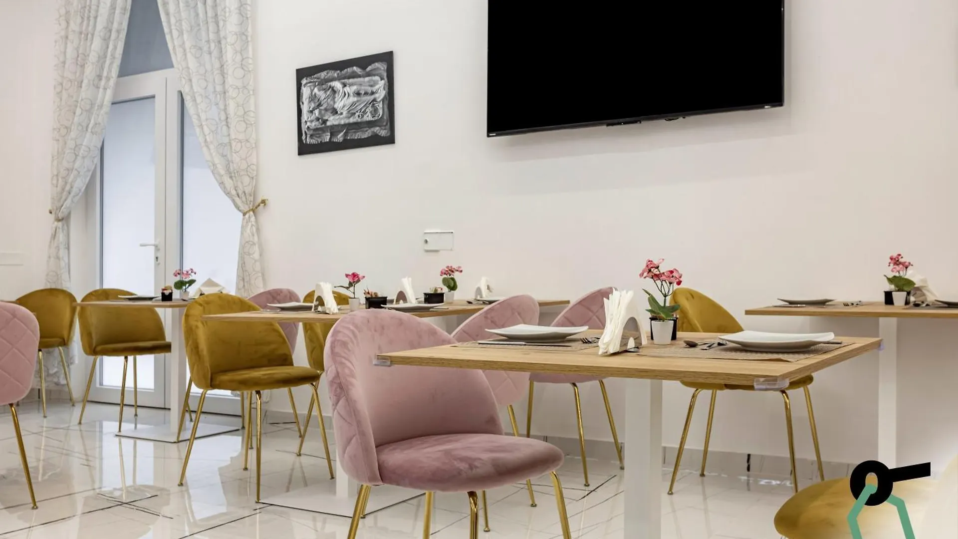 Aparthotel Hotiday Room Collection - Napoli Duomo